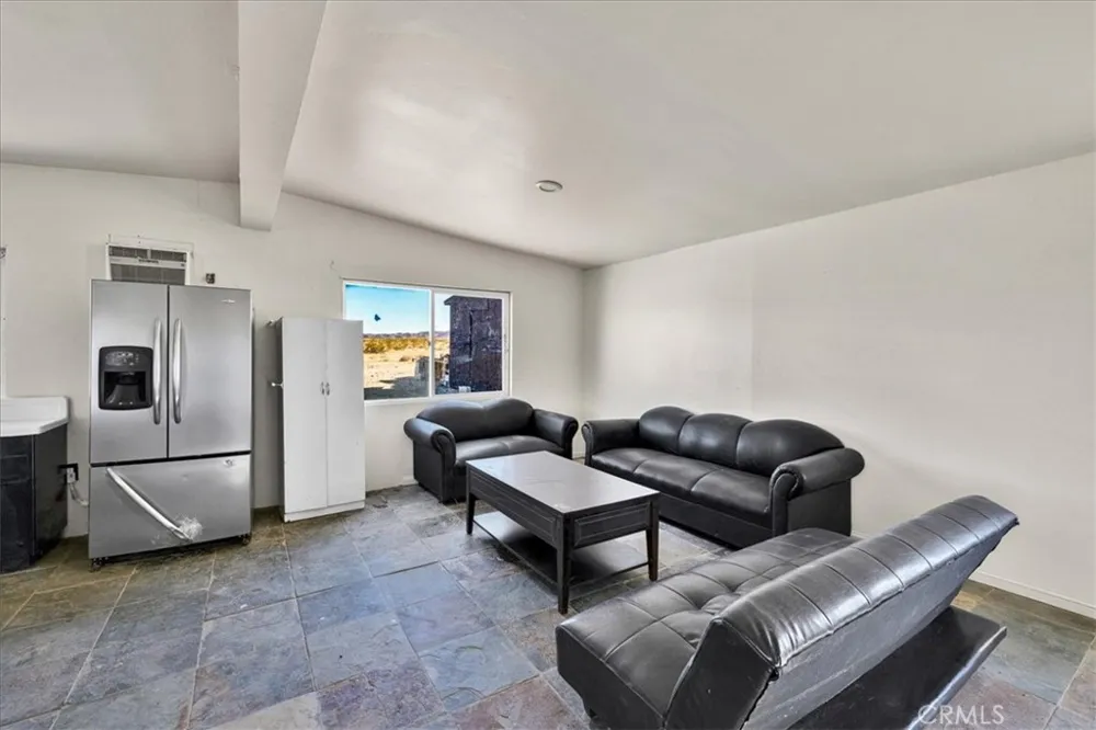 87101 29 Palms Highway 29 Palms, CA 92277