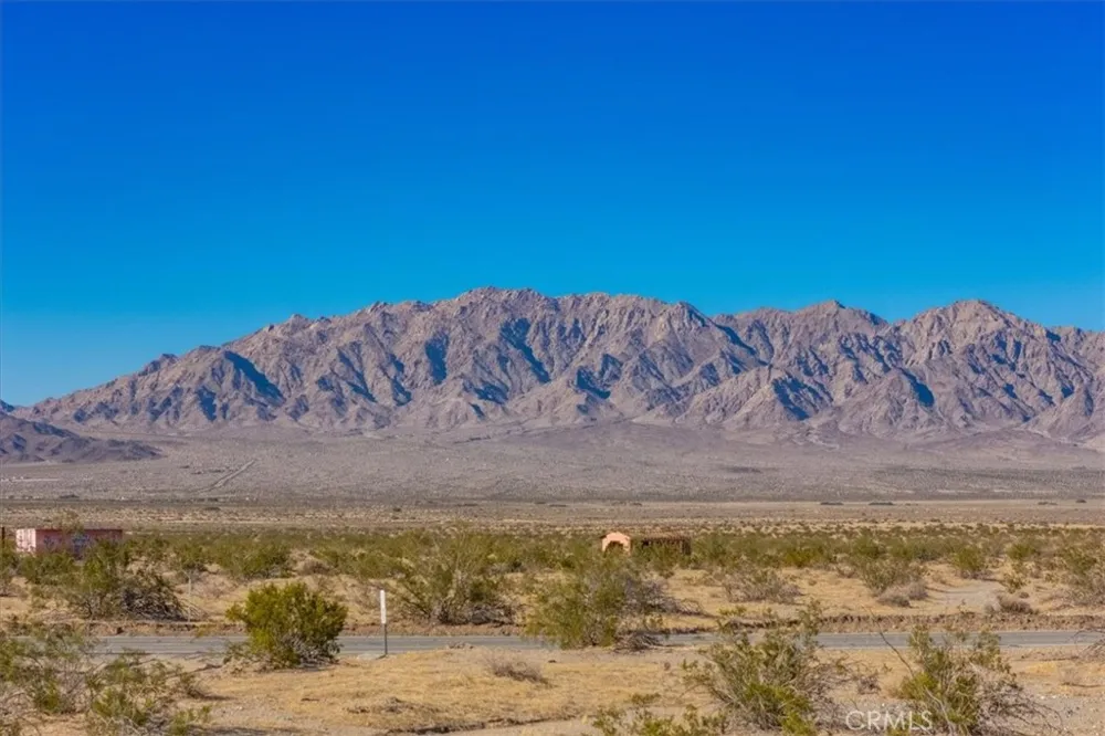 87101 29 Palms Highway 29 Palms, CA 92277