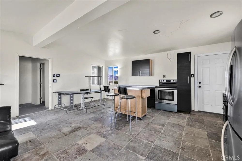 87101 29 Palms Highway 29 Palms, CA 92277