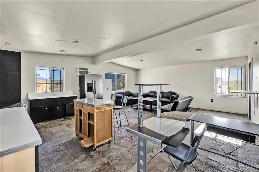 87101 29 Palms Highway 29 Palms, CA 92277