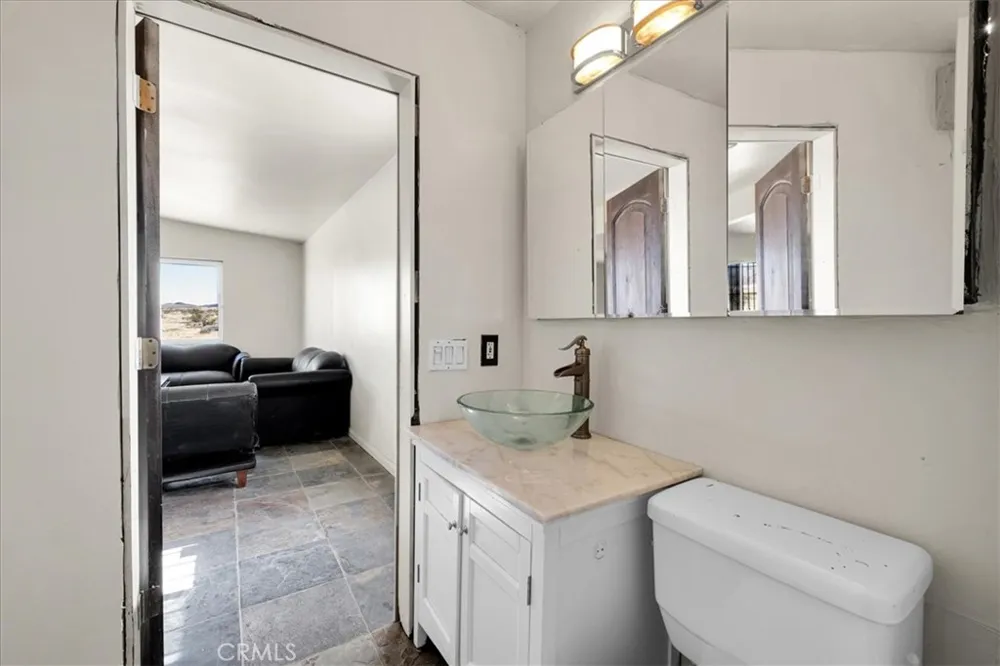87101 29 Palms Highway 29 Palms, CA 92277