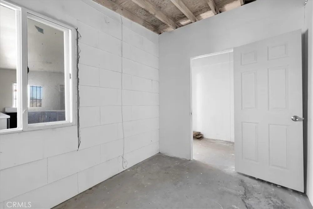 87101 29 Palms Highway 29 Palms, CA 92277