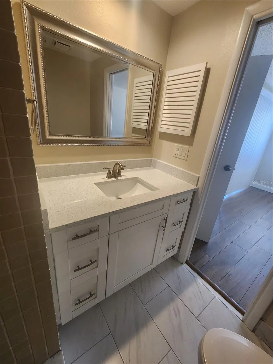 209 CORKWOOD LN Oldsmar, FL 34677