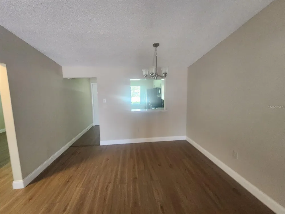 209 CORKWOOD LN Oldsmar, FL 34677