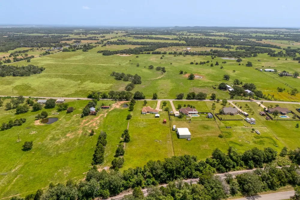 341 Brown Road McDade, TX 78650