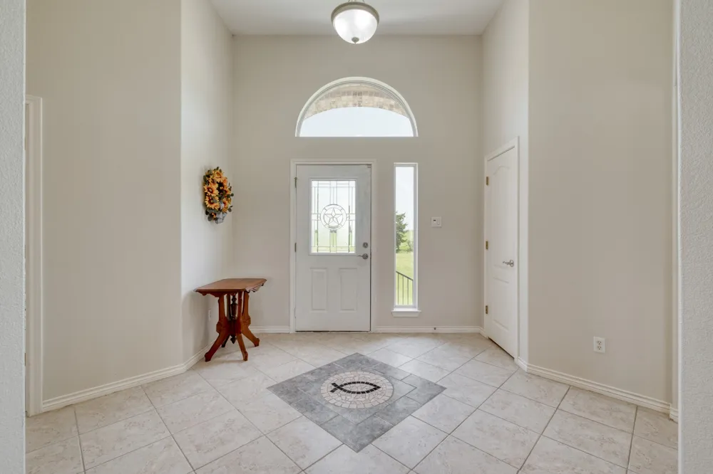341 Brown Road McDade, TX 78650