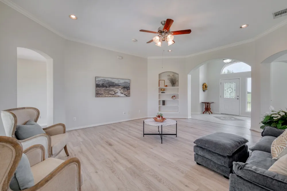341 Brown Road McDade, TX 78650