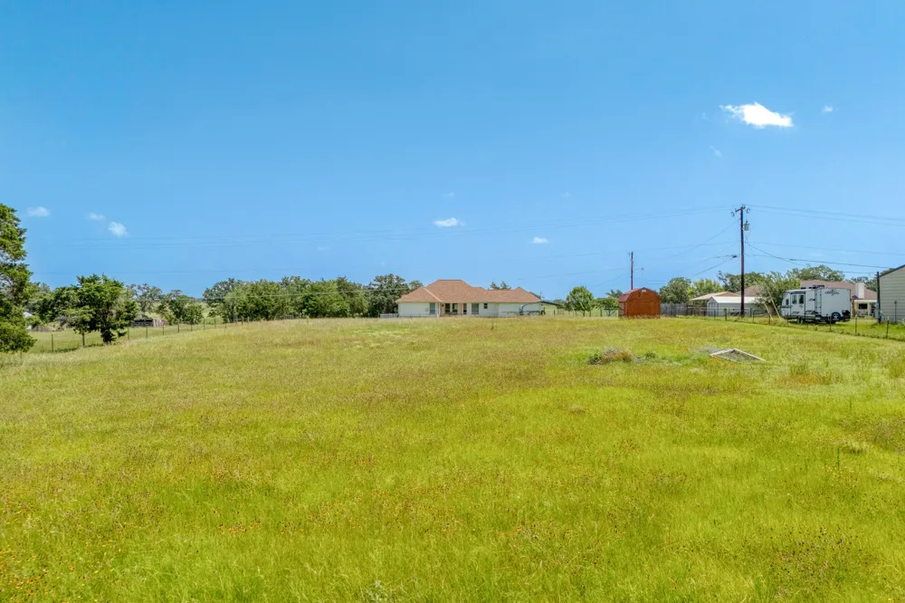 341 Brown Road McDade, TX 78650