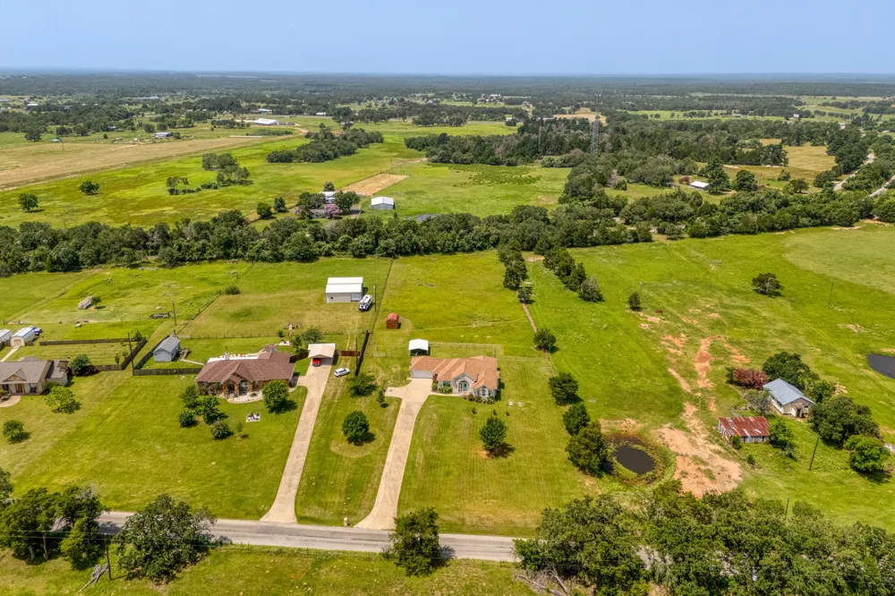 341 Brown Road McDade, TX 78650