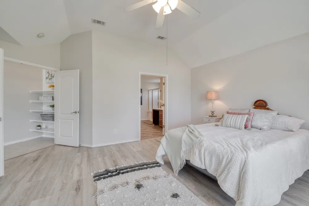 341 Brown Road McDade, TX 78650