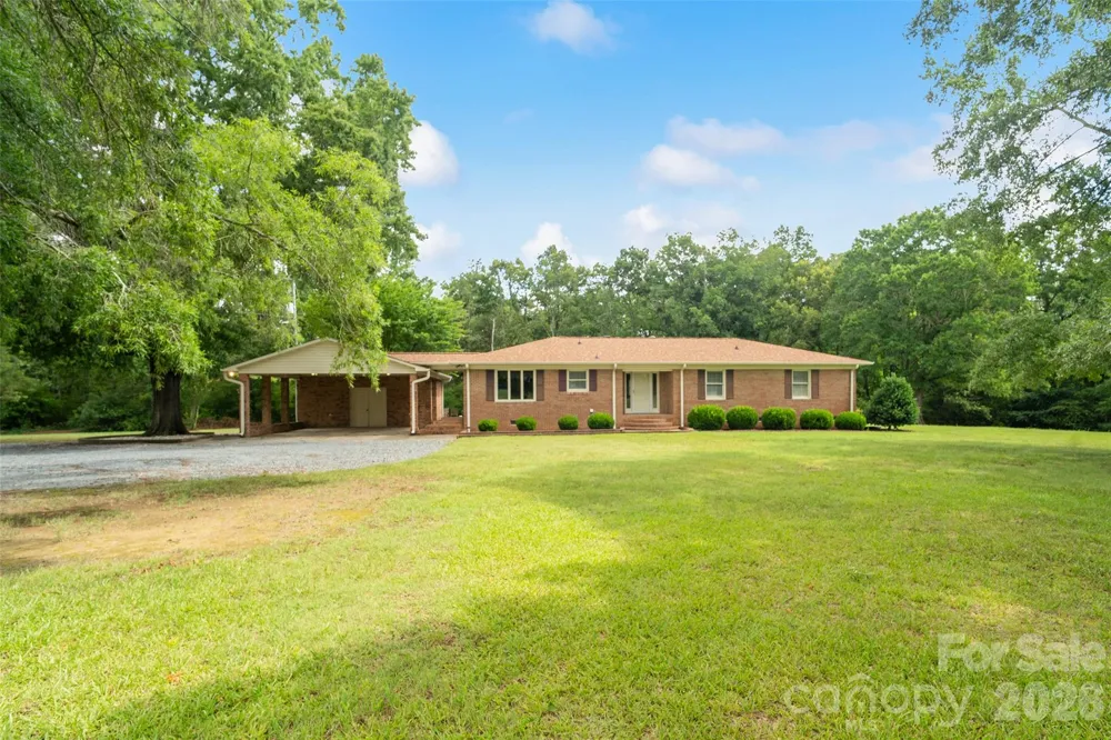 1515 Hasty Road Marshville, NC 28103