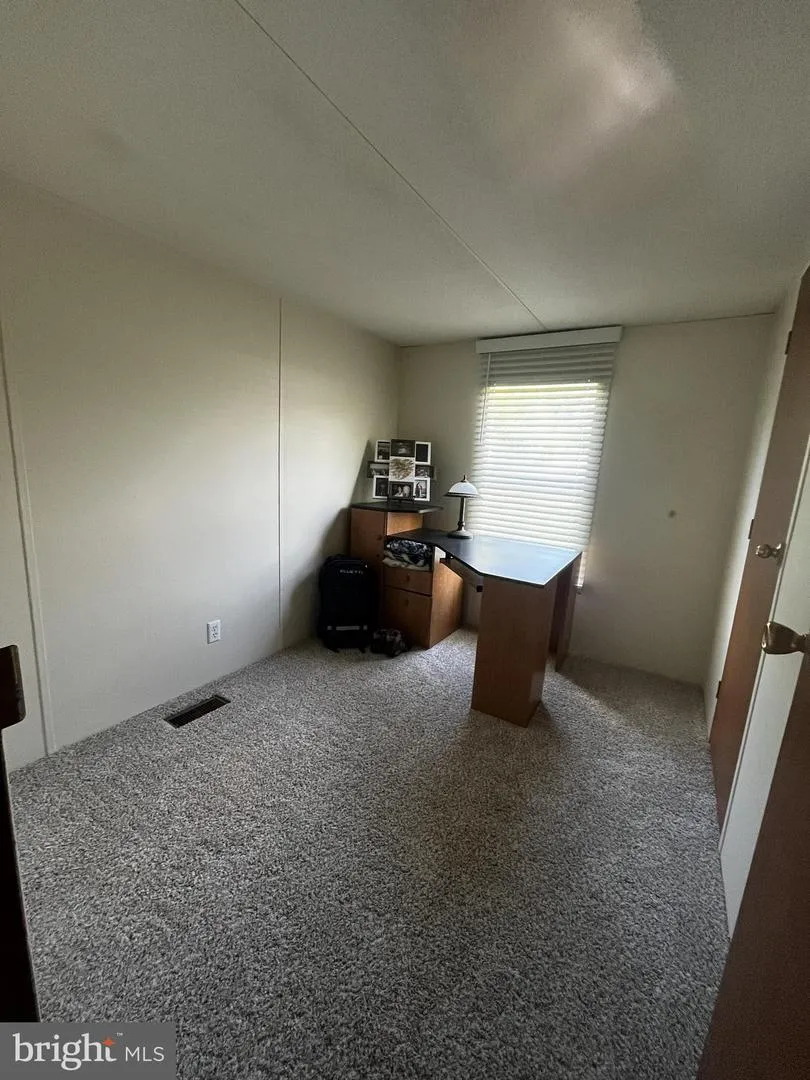 221 EBY LANE Middletown, PA 17057
