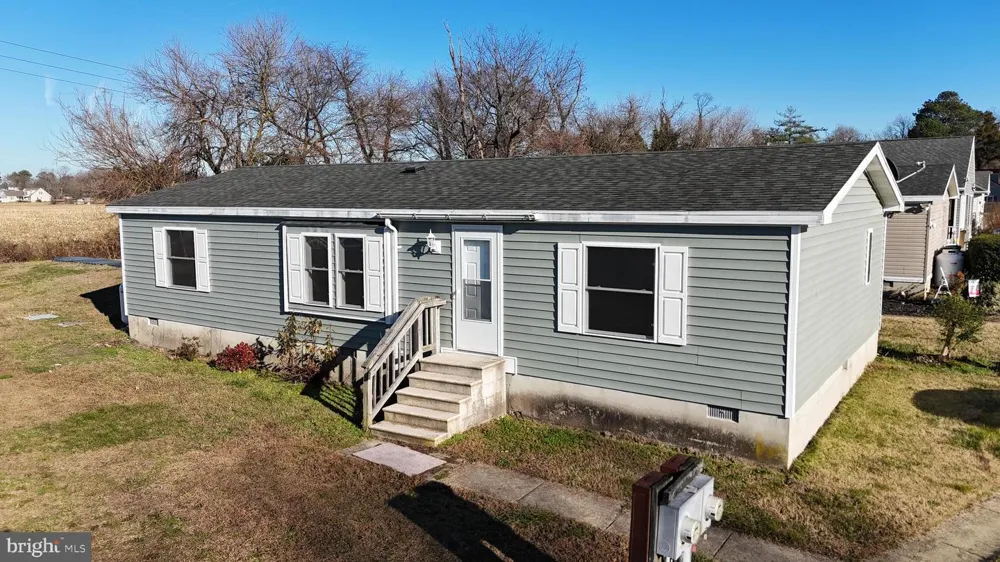8711 GARDEN LANE Seaford, DE 19973