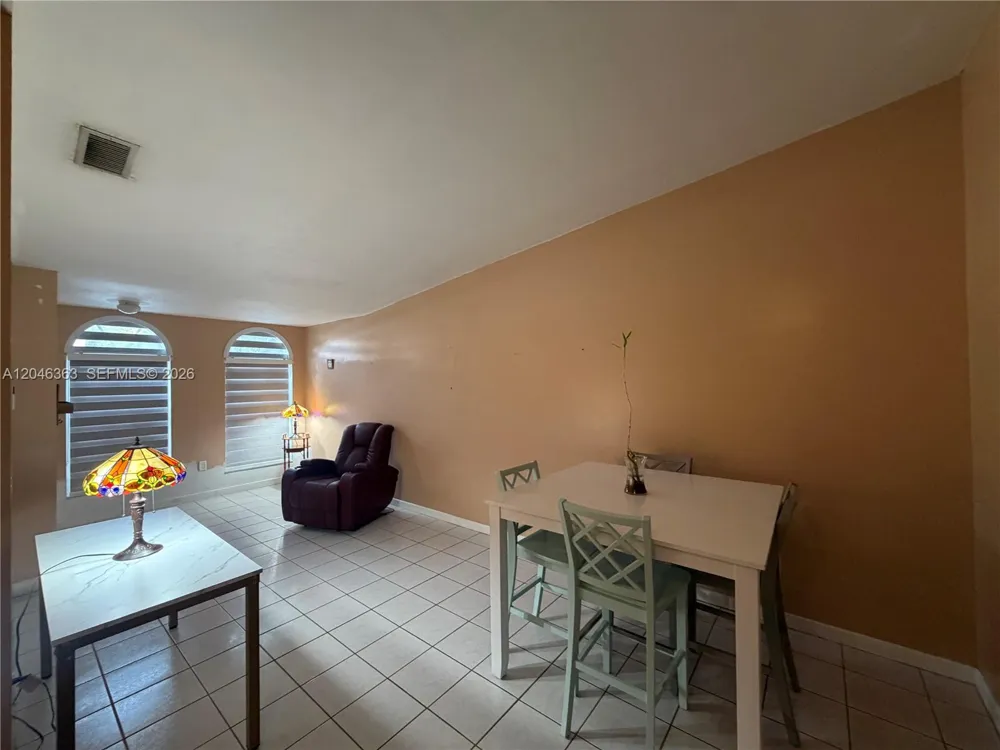 6718 NW 166th Ter #301 Miami Lakes, FL 33014