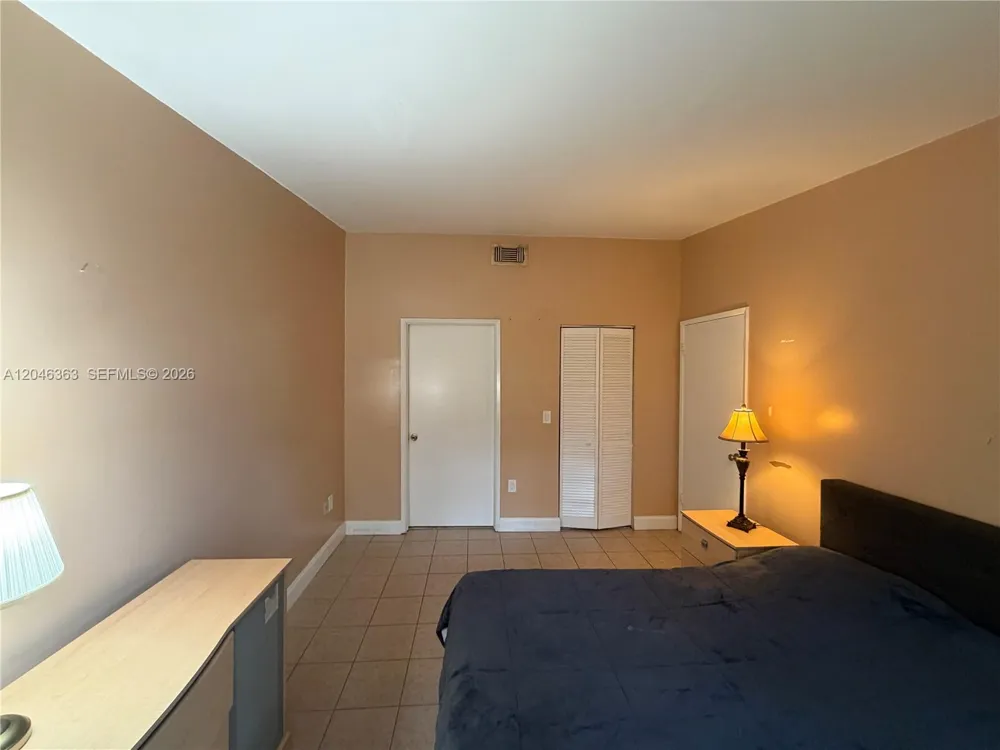 6718 NW 166th Ter #301 Miami Lakes, FL 33014