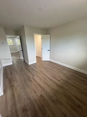 6805 SW 88th St #1 Pinecrest, FL 33156