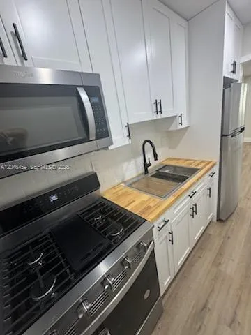 6805 SW 88th St #1 Pinecrest, FL 33156