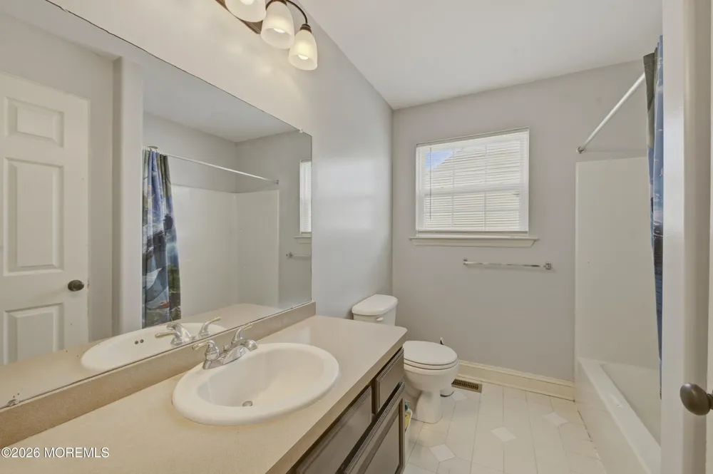 1316 Sassafras Lane Williamstown, NJ 08094