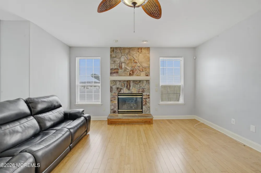 1316 Sassafras Lane Williamstown, NJ 08094