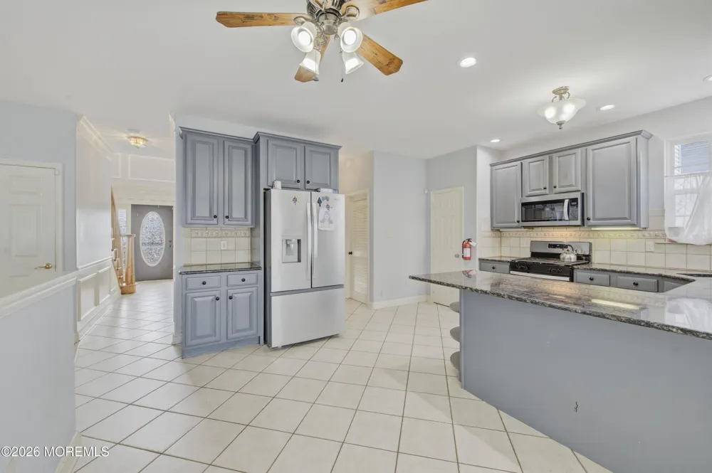 1316 Sassafras Lane Williamstown, NJ 08094
