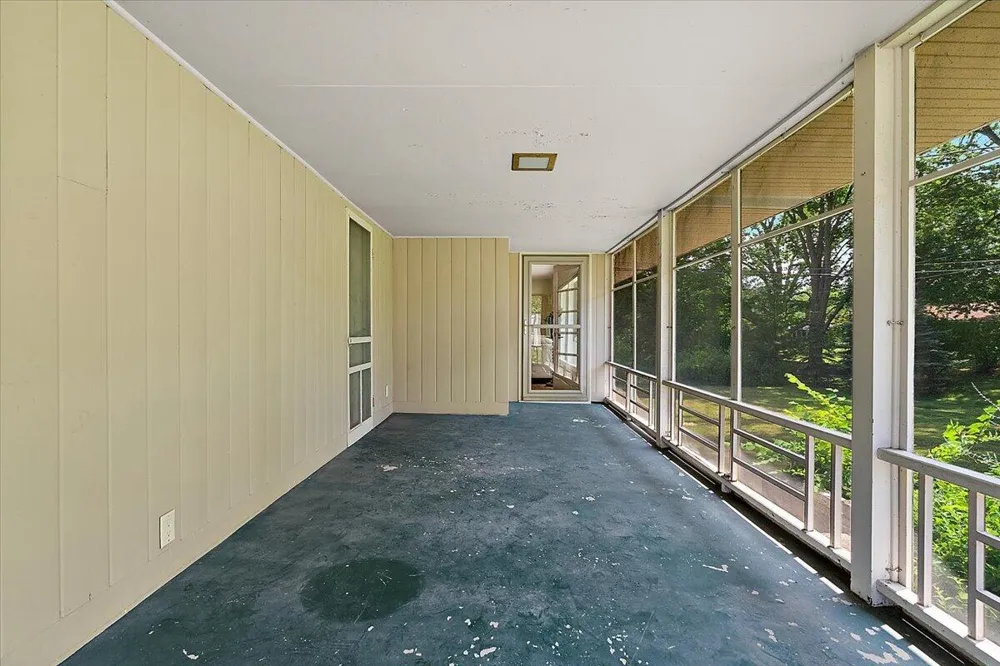 838 S Shore Drive Holland City, MI 49423