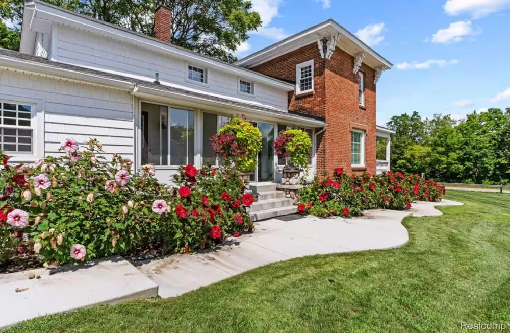 4567 Seymour Road Flushing Charter Township, MI 48433