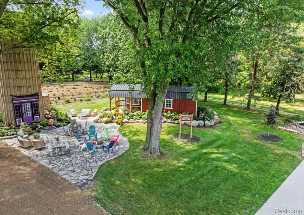 4567 Seymour Road Flushing Charter Township, MI 48433