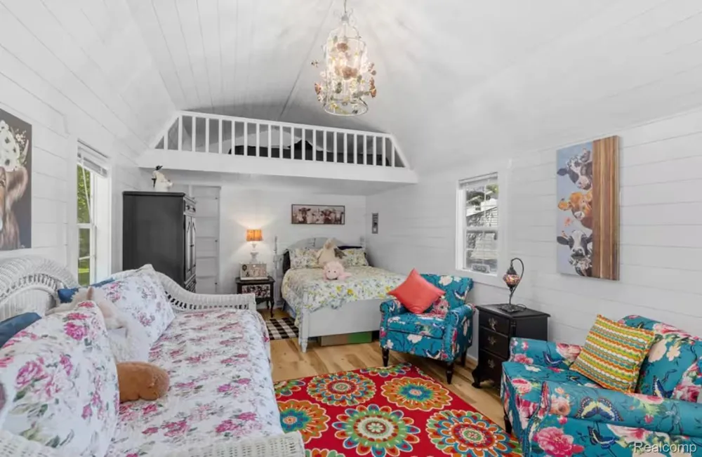 4567 Seymour Road Flushing Charter Township, MI 48433