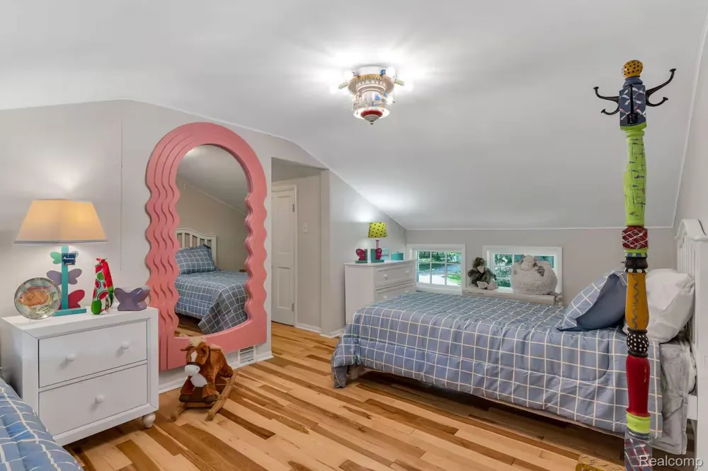 4567 Seymour Road Flushing Charter Township, MI 48433