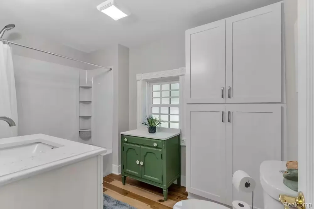 4567 Seymour Road Flushing Charter Township, MI 48433