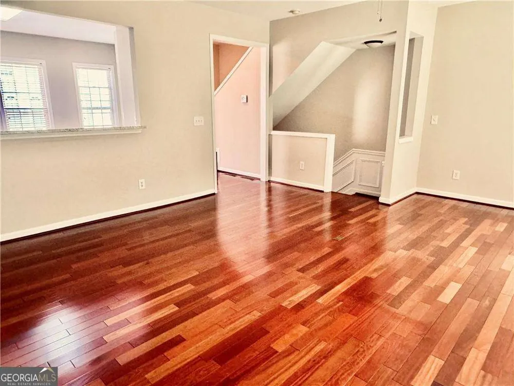 3389 Lathenview CT Alpharetta, GA 30004