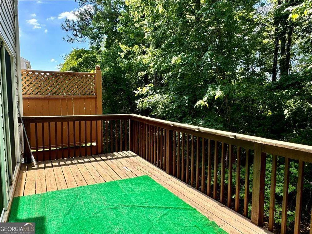 3389 Lathenview CT Alpharetta, GA 30004