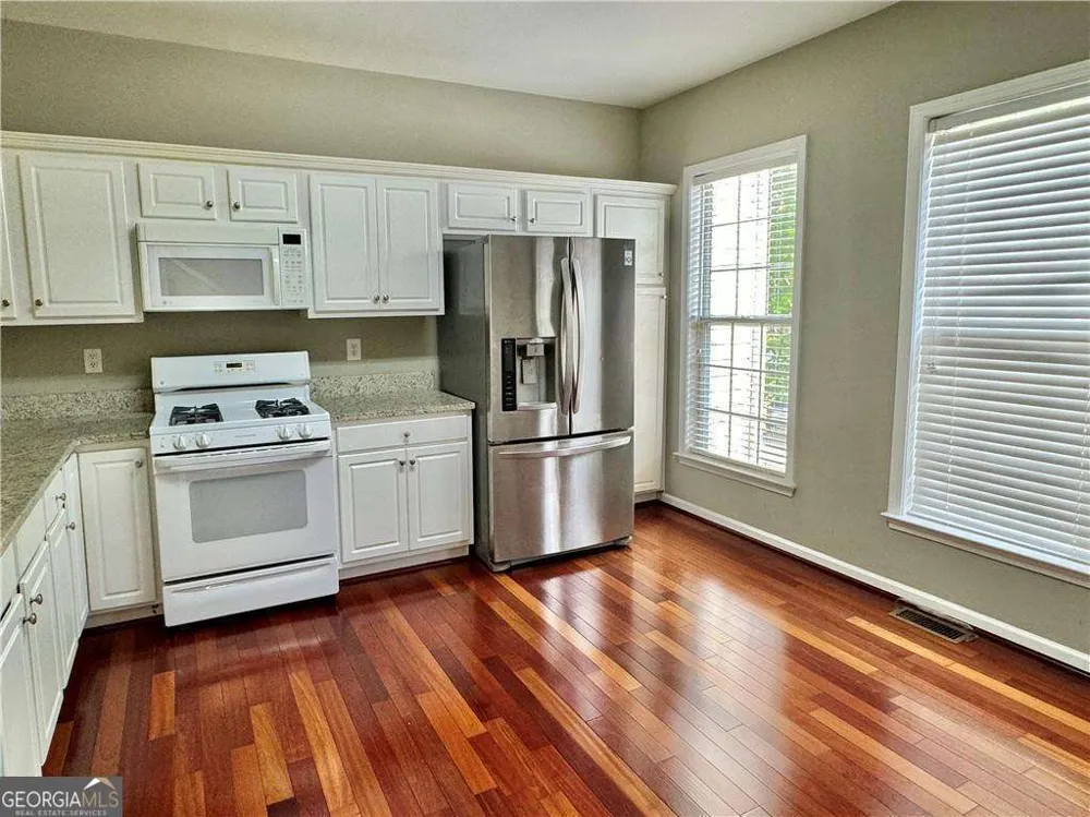 3389 Lathenview CT Alpharetta, GA 30004