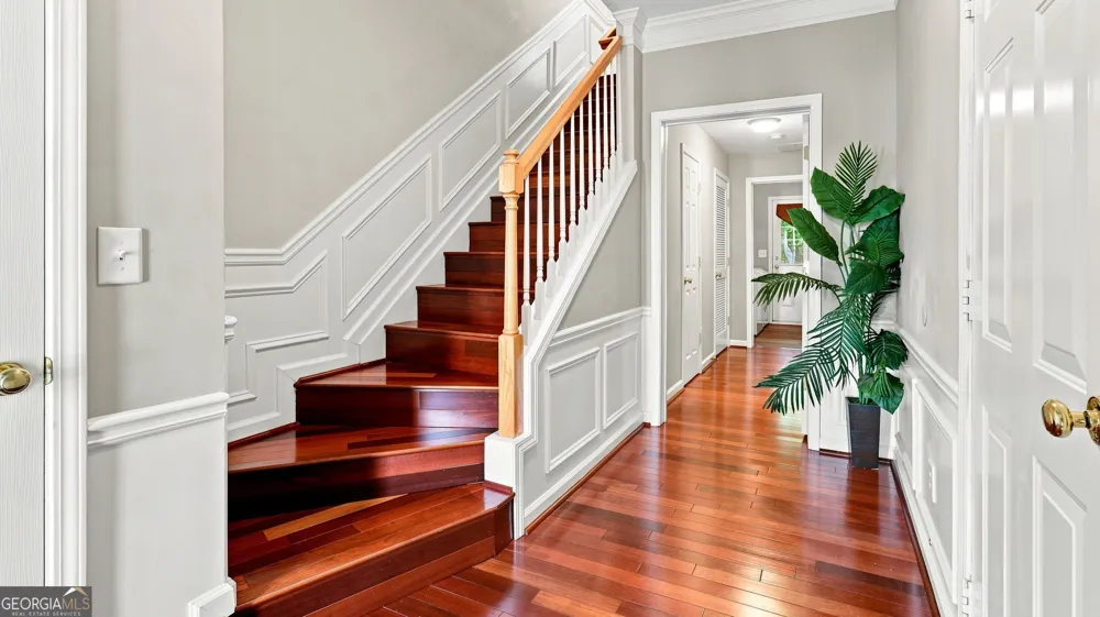 3389 Lathenview CT Alpharetta, GA 30004