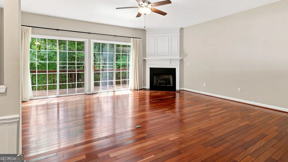 3389 Lathenview CT Alpharetta, GA 30004
