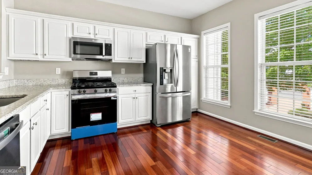 3389 Lathenview CT Alpharetta, GA 30004