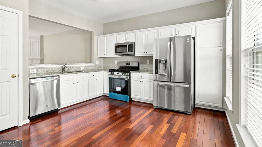 3389 Lathenview CT Alpharetta, GA 30004