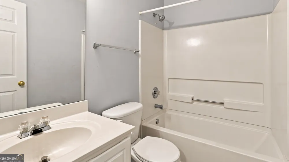 3389 Lathenview CT Alpharetta, GA 30004