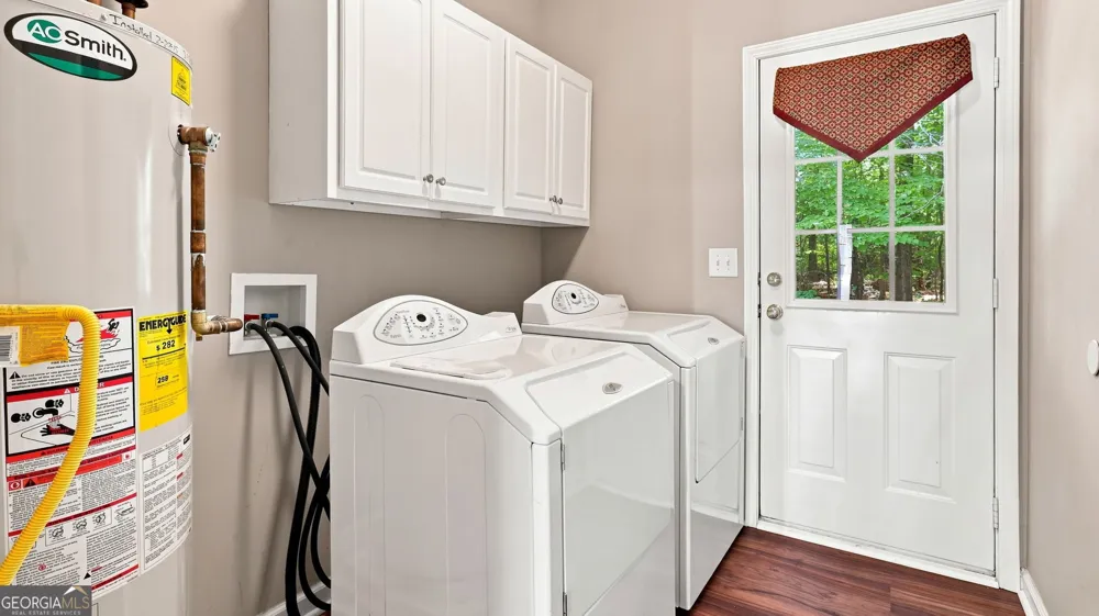 3389 Lathenview CT Alpharetta, GA 30004