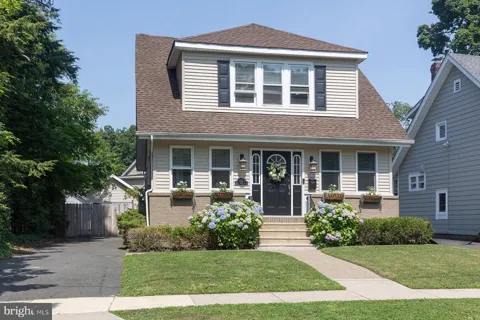 121 E STILES AVENUE