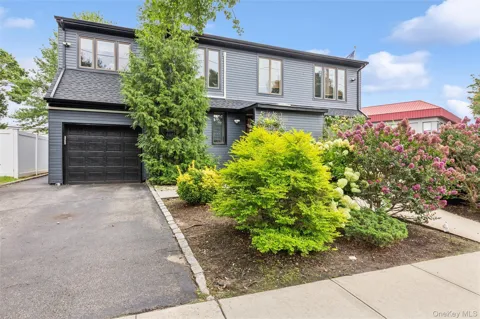 301 Merrick Avenue