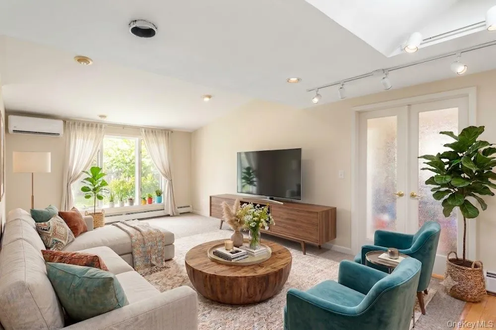 301 Merrick Avenue East Meadow, NY 11554