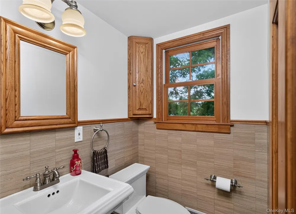 7 Overlook Road Dobbs Ferry, NY 10522