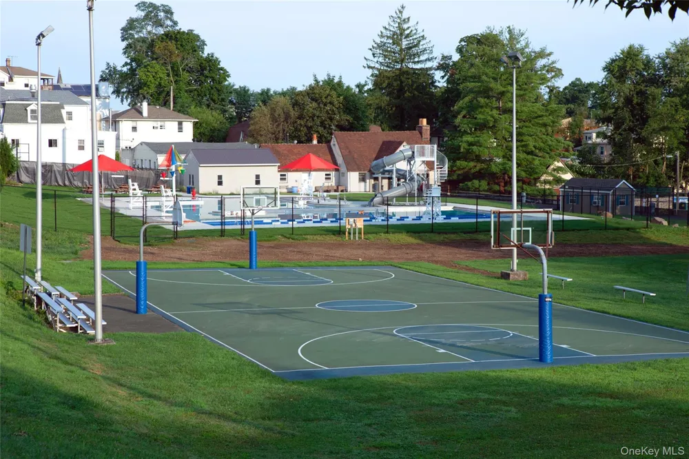 7 Overlook Road Dobbs Ferry, NY 10522