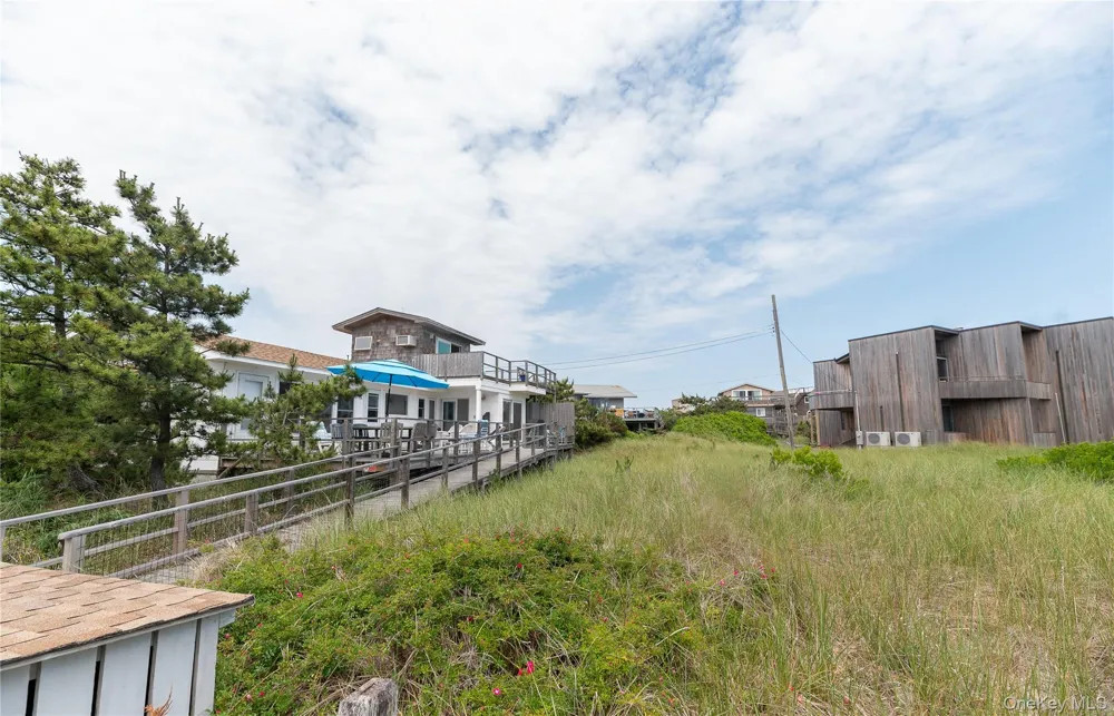 58 Gale Avenue Seaview, NY 11770