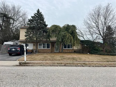 81 Miller Avenue