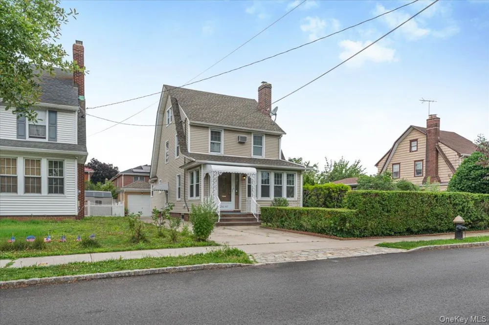 251-47 42nd Avenue Little Neck, NY 11363