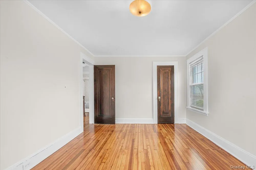 251-47 42nd Avenue Little Neck, NY 11363