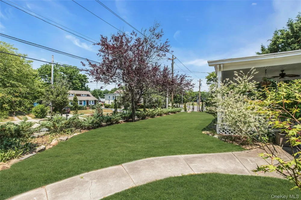 430 Montauk Highway East Moriches, NY 11940