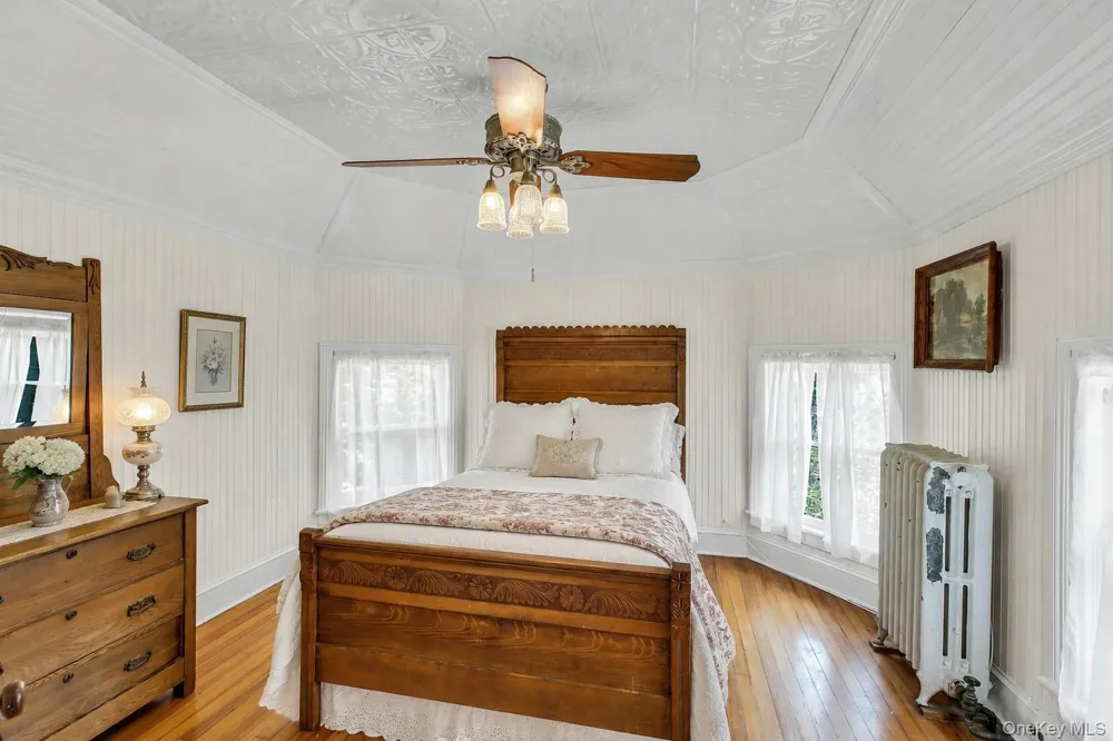 430 Montauk Highway East Moriches, NY 11940